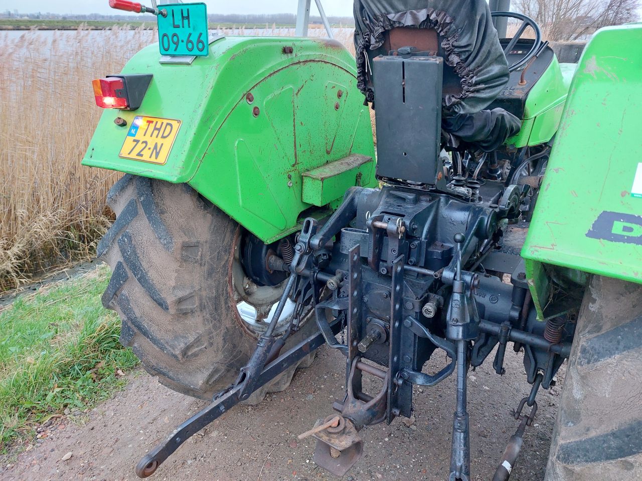 Deutz D 5206 met zonnedak