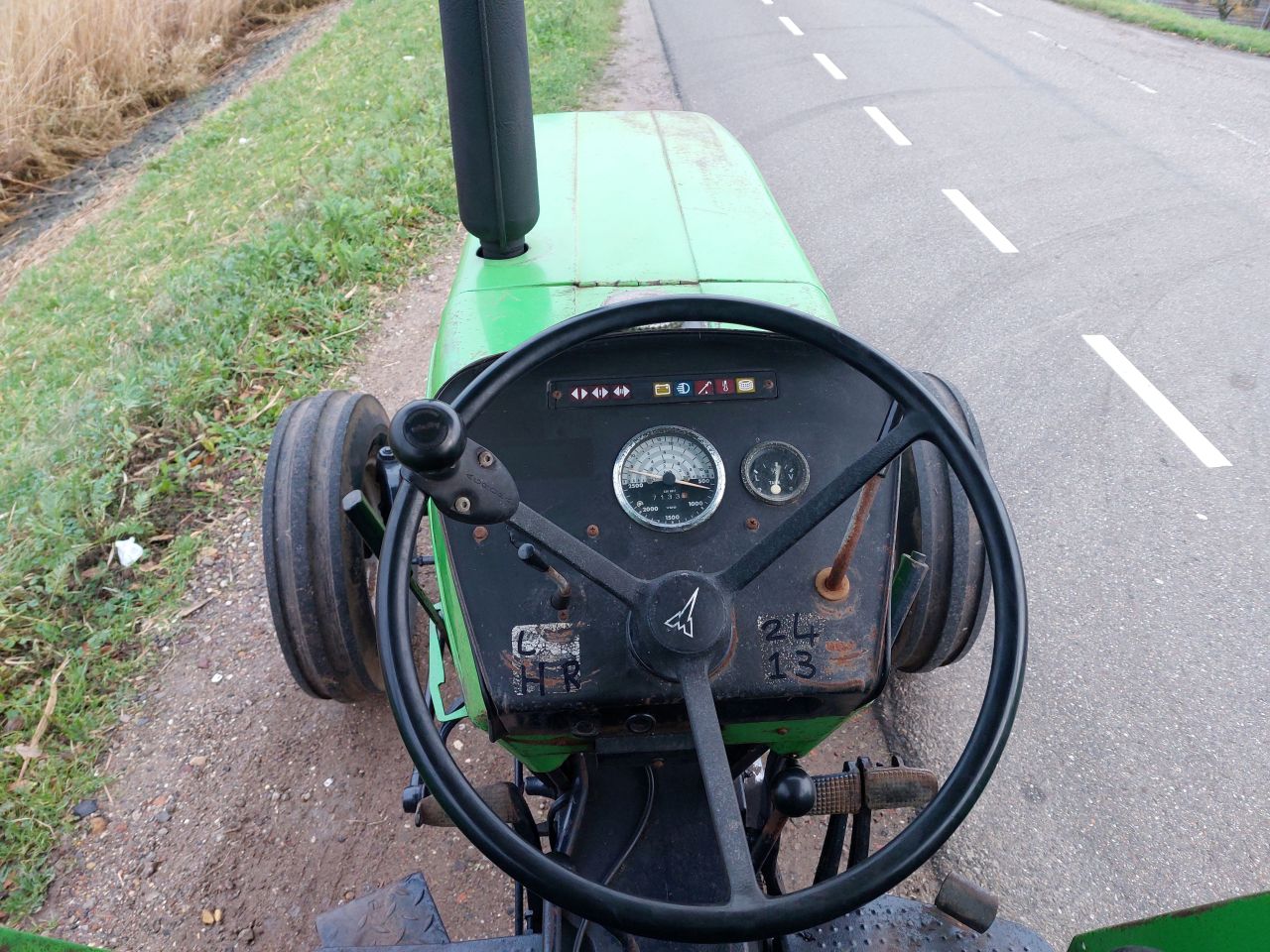 Deutz D 5206 met zonnedak