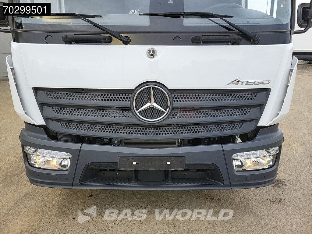 Mercedes Atego Atego 816 4X2 LIKE NEW 8tons chassis Automatic PTO Euro 6