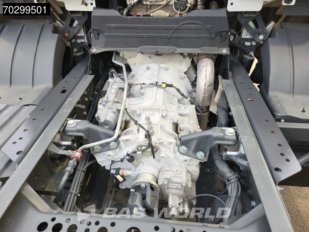 Mercedes Atego Atego 816 4X2 LIKE NEW 8tons chassis Automatic PTO Euro 6