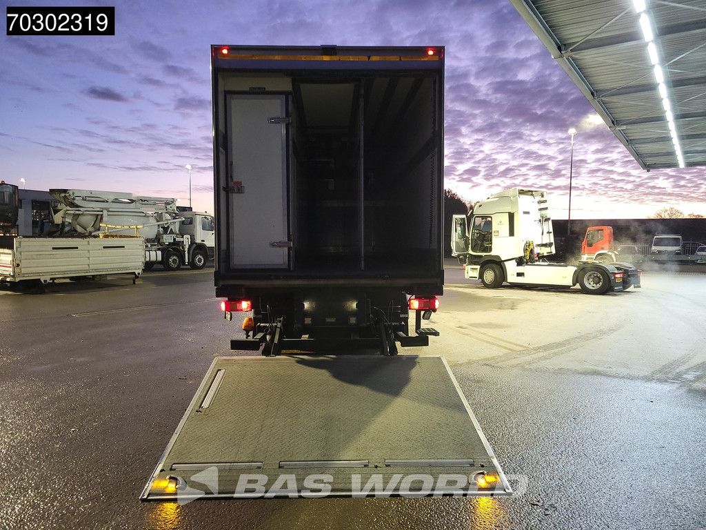 Volvo FM 330 6X2 Frigoblock FK25SL 2000kg Ladebordwand Lift+Steering Axle Euro 6