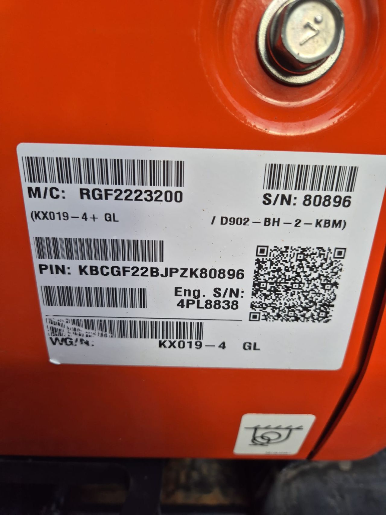 Jong gebruikte Kubota KX019 minikraan