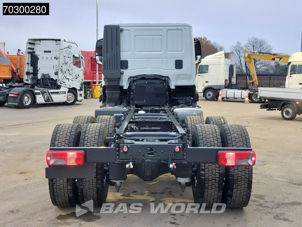Iveco X-Way X-Way 500 6X4 NEW 6x4 chassis Sleepercab Rear Air suspension Automatic Euro 6