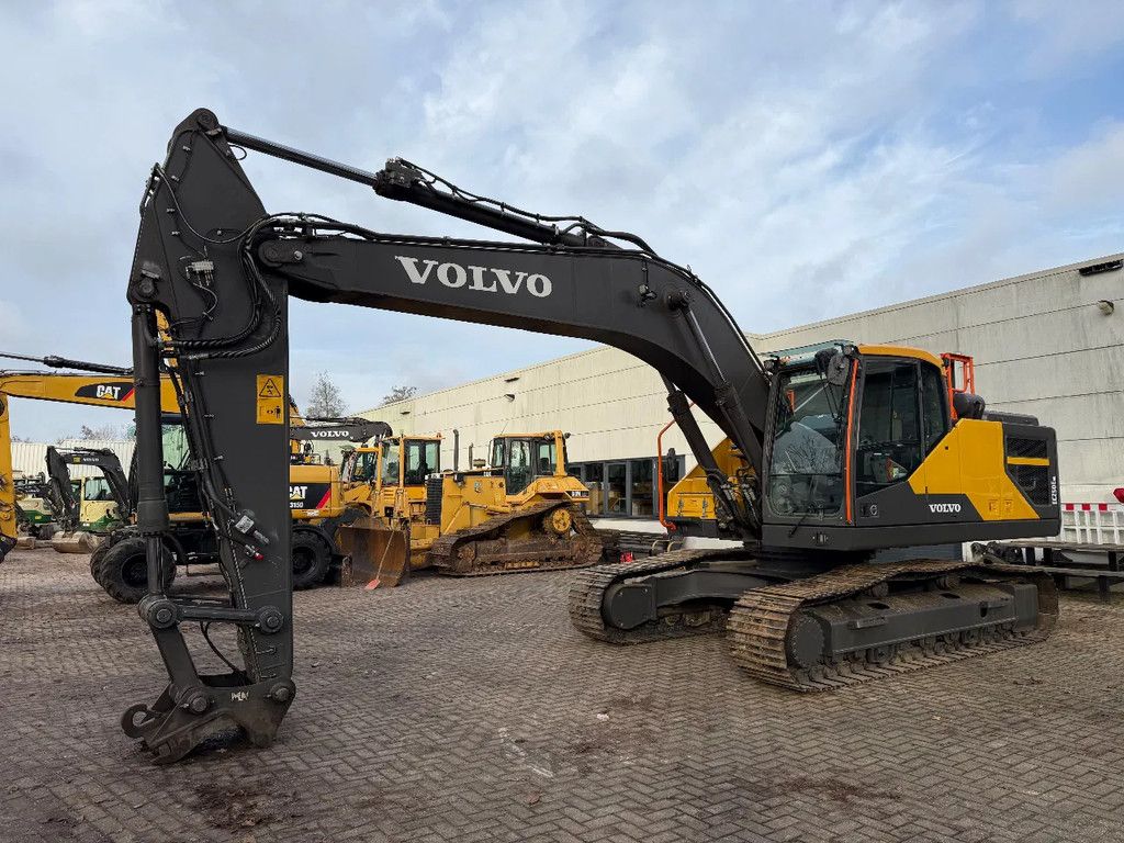 Volvo EC250E