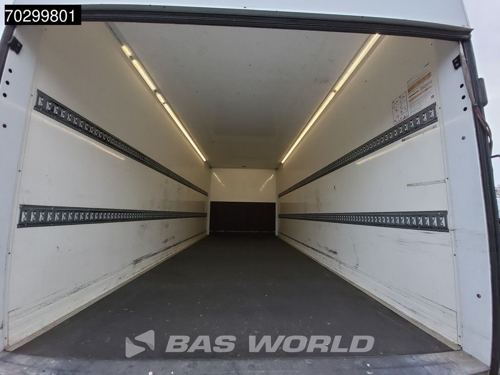 Mitsubishi 7C18 4X2 8tonner Automatic 1000kg Ladebordwand Airco Euro 6