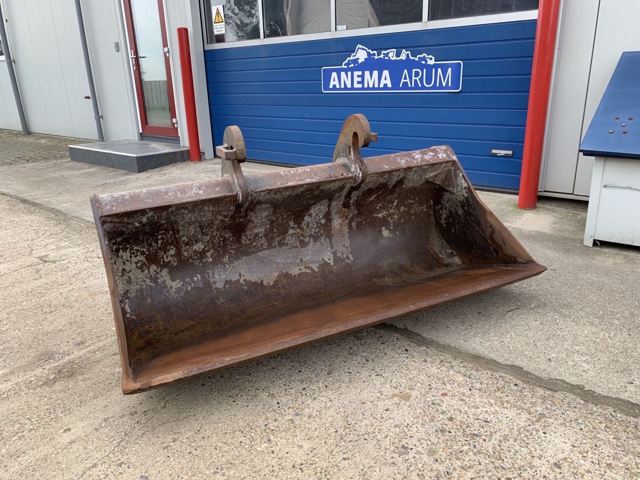 Brede graafbak gebruikt CW30/40