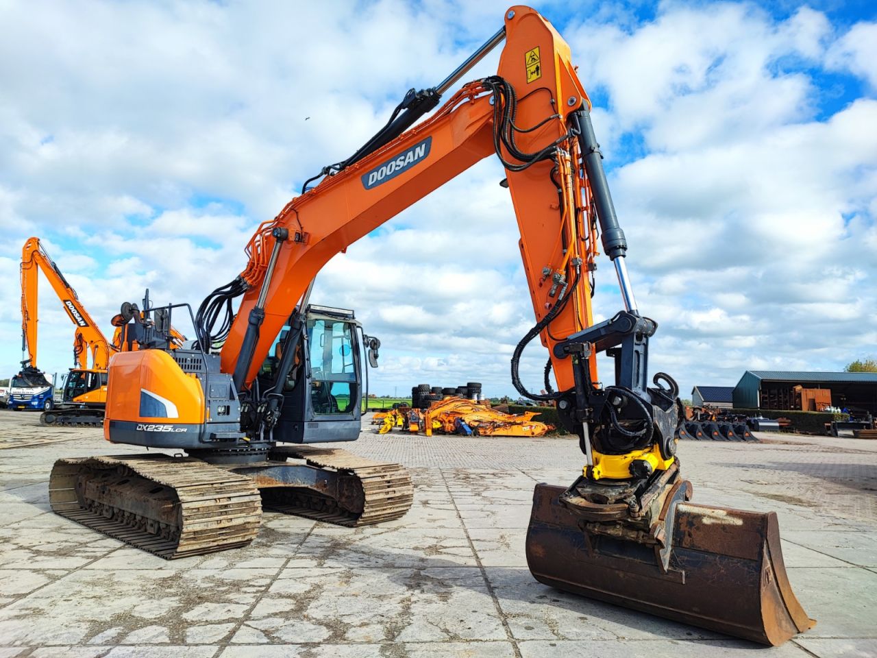 Doosan DX235LCR-5