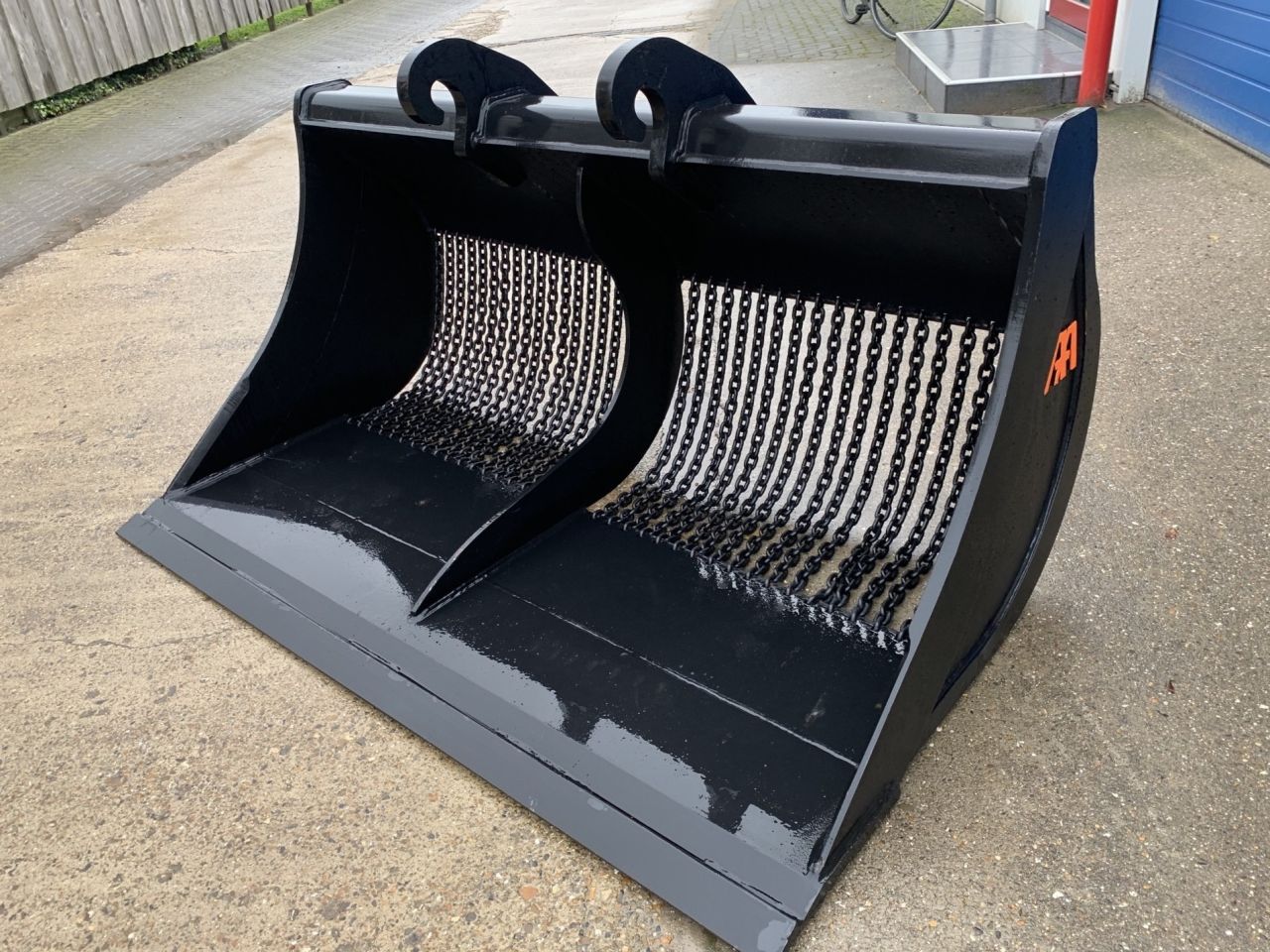 Kettinggraafbak AA SS051-210