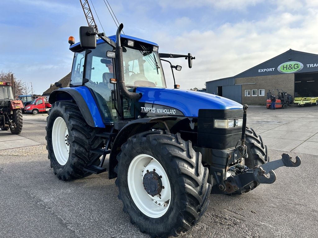 New Holland TM 115