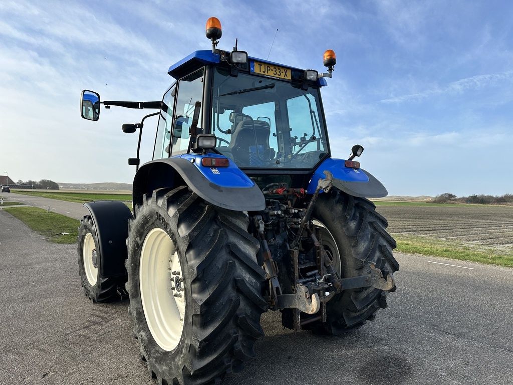 New Holland TM 115