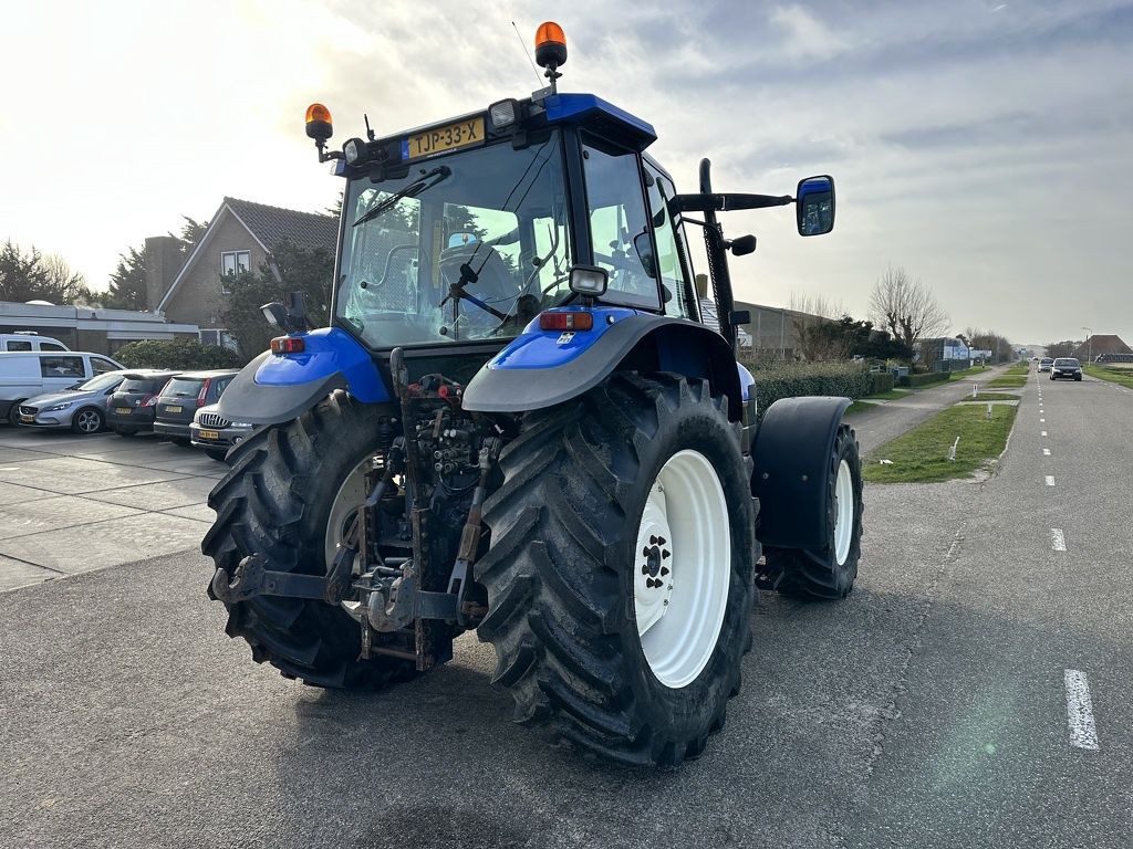 New Holland TM 115