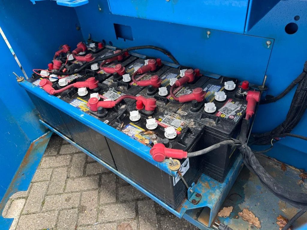 Genie GS3369DC Hoogwerker Schaarhoogwerker