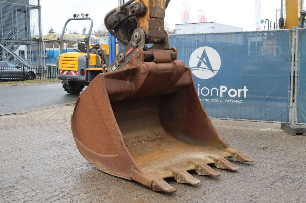 Crawler excavator Liebherr R926 WLC Diesel 140kW 2018