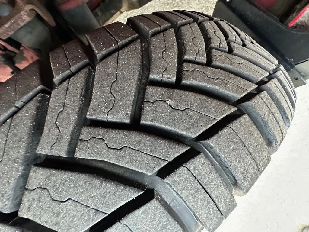 Iveco Daily 40C13 / BE COMBI 12T WITH VELDHUIZEN P31-5A / CREWCAB 7 pers. / NEW APK