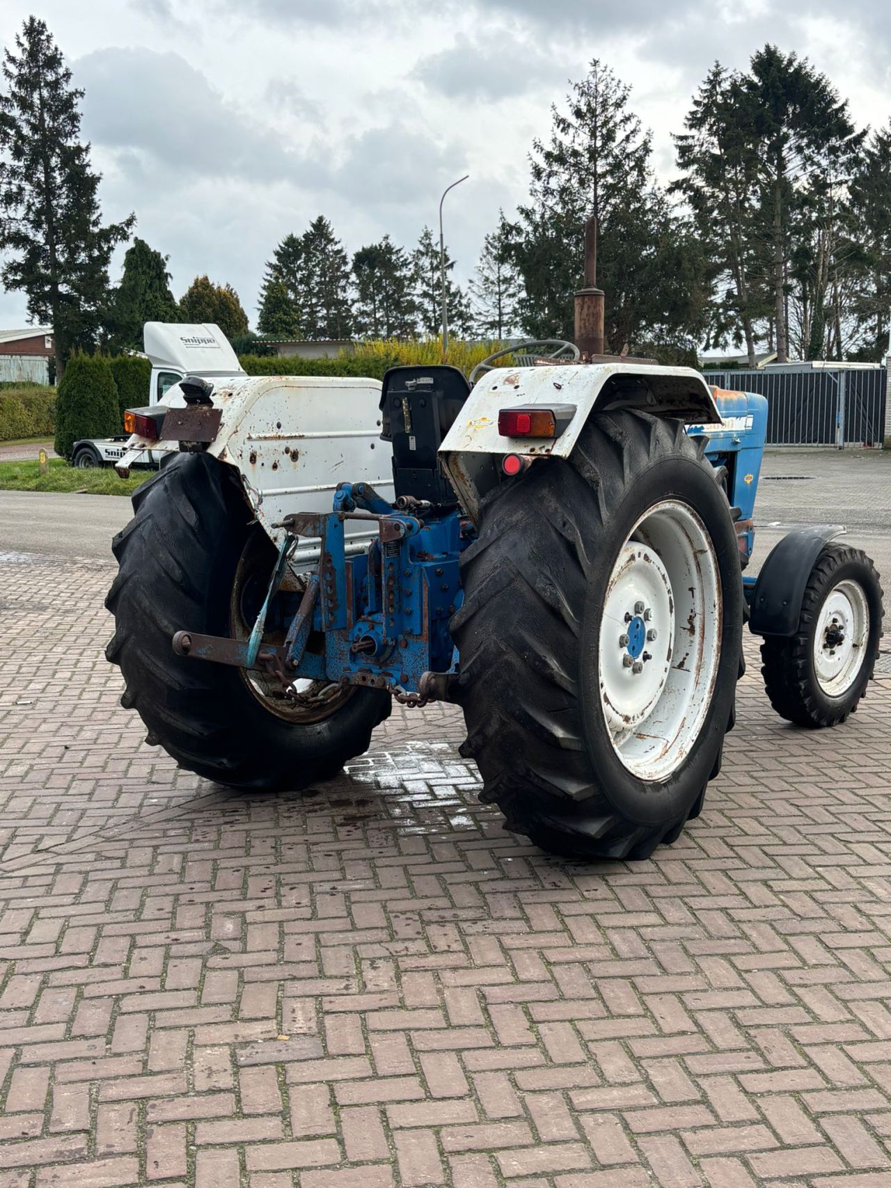 Ford 5000 met vastzittende motor