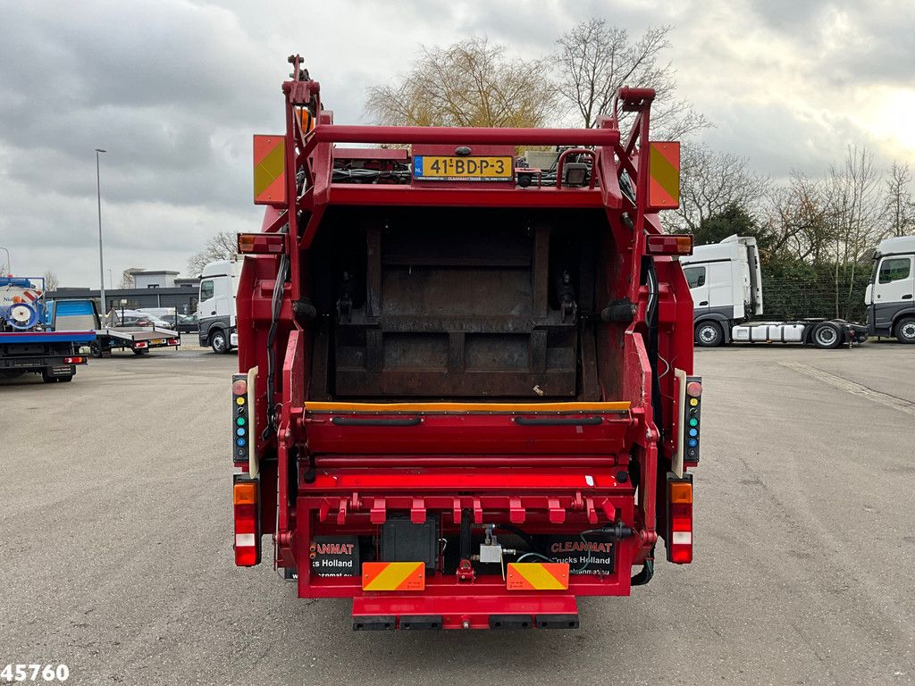 FUSO Canter 7C15 Geesink 6m³ Just 44.000 Km!