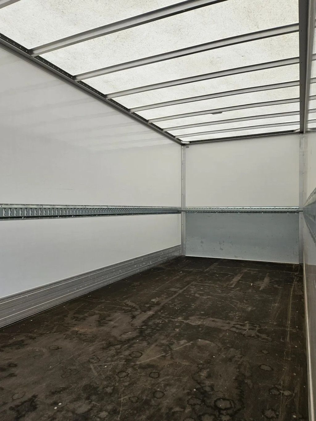 Veldhuizen 5,0-tons Gesloten oplegger 6,5 m.