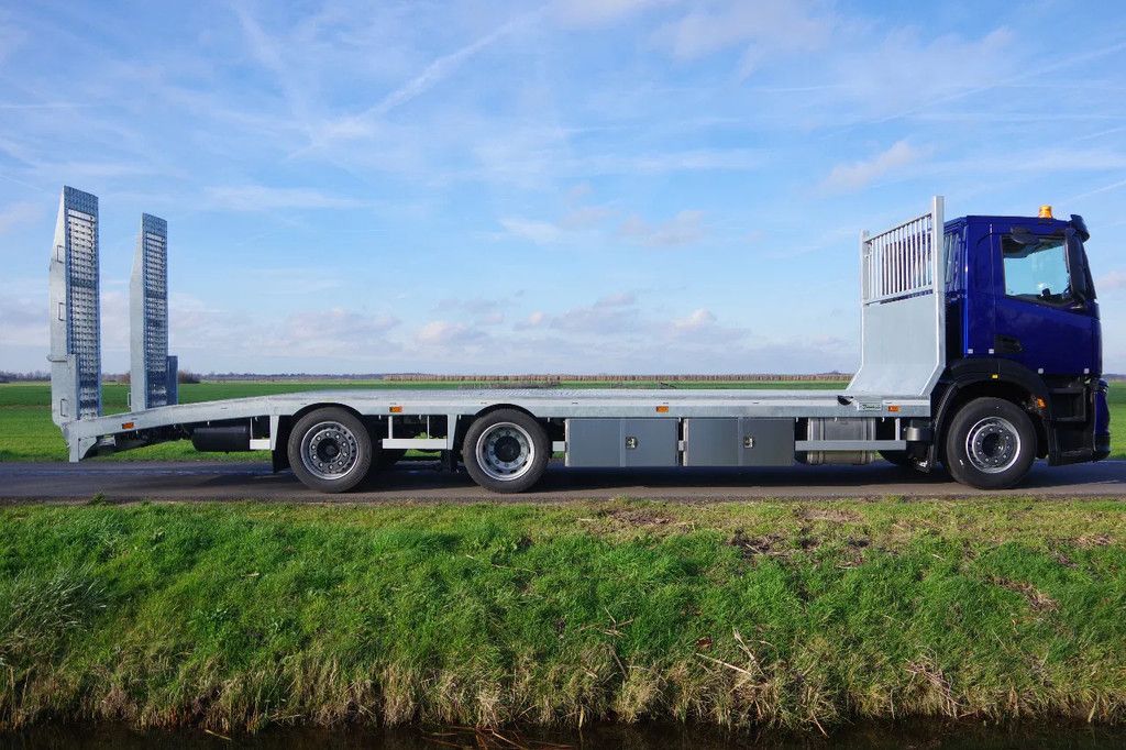 Iveco 31,5-tons Oprij S-Way 9,0 m.