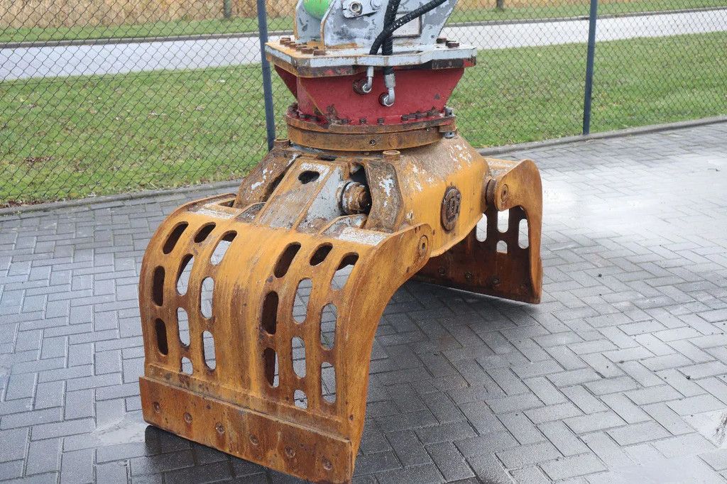 Sennebogen 818 E K9 ULM | SORTING GRAB | GOOD TIRES