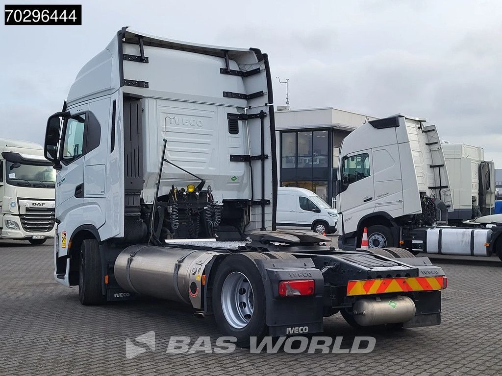 Iveco S-Way S-Way 460 4X2 LNG Retarder 2X Tanks