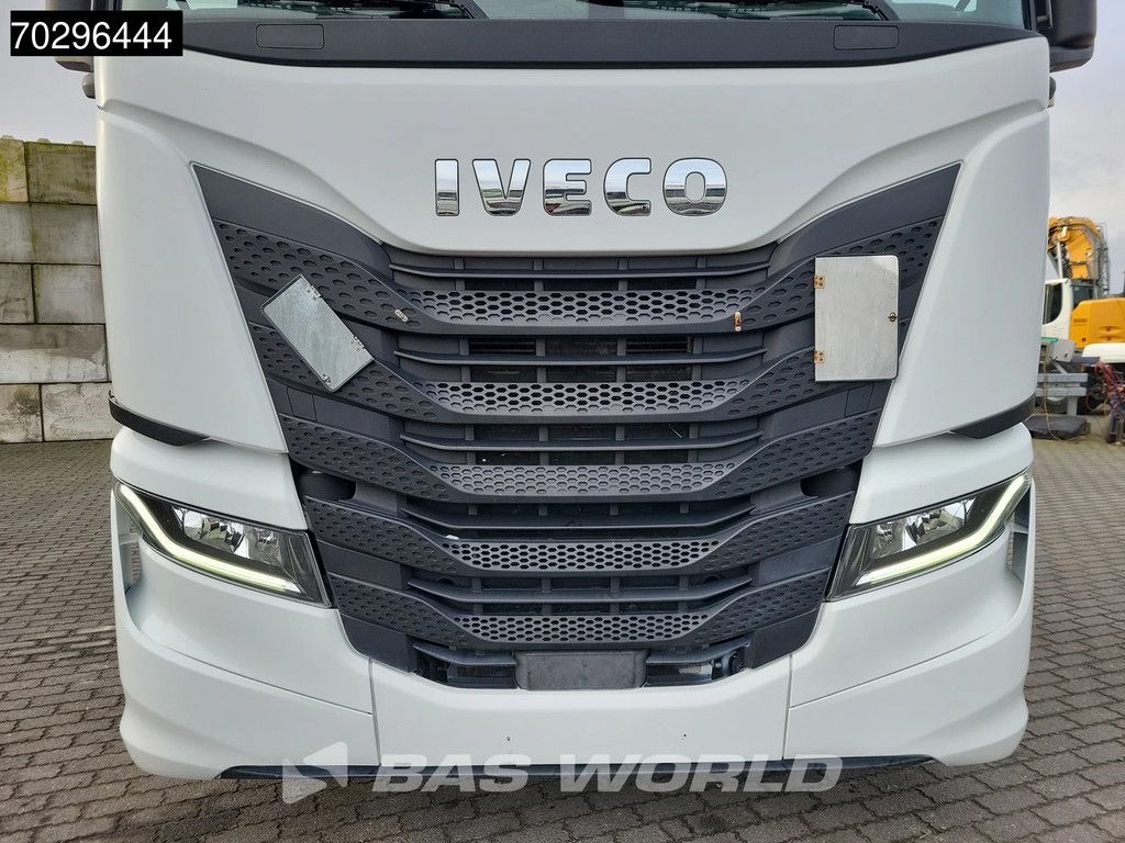 Iveco S-Way S-Way 460 4X2 LNG Retarder 2X Tanks
