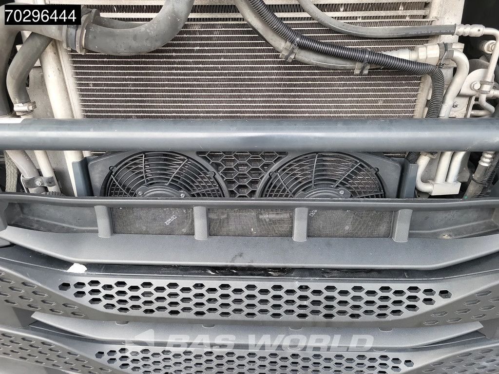 Iveco S-Way S-Way 460 4X2 LNG Retarder 2X Tanks