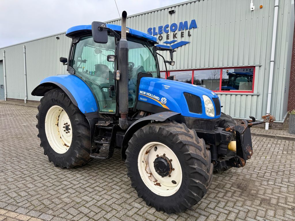 New Holland T6020 Elite