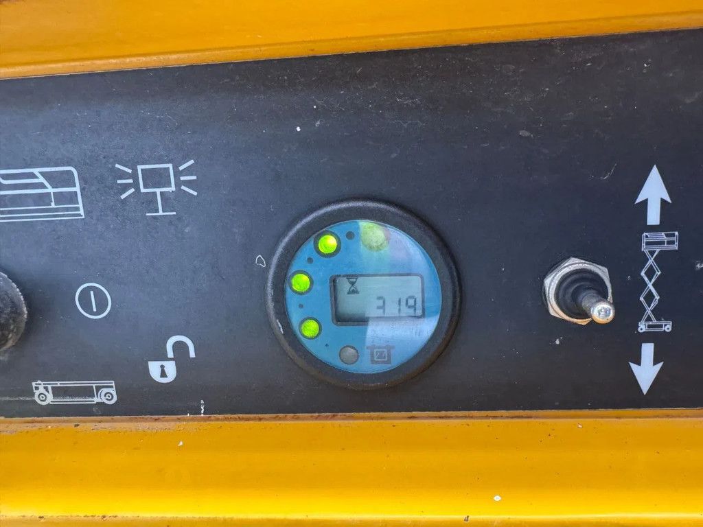 Haulotte Compact 8 Hoogwerker Schaarhoogwerker