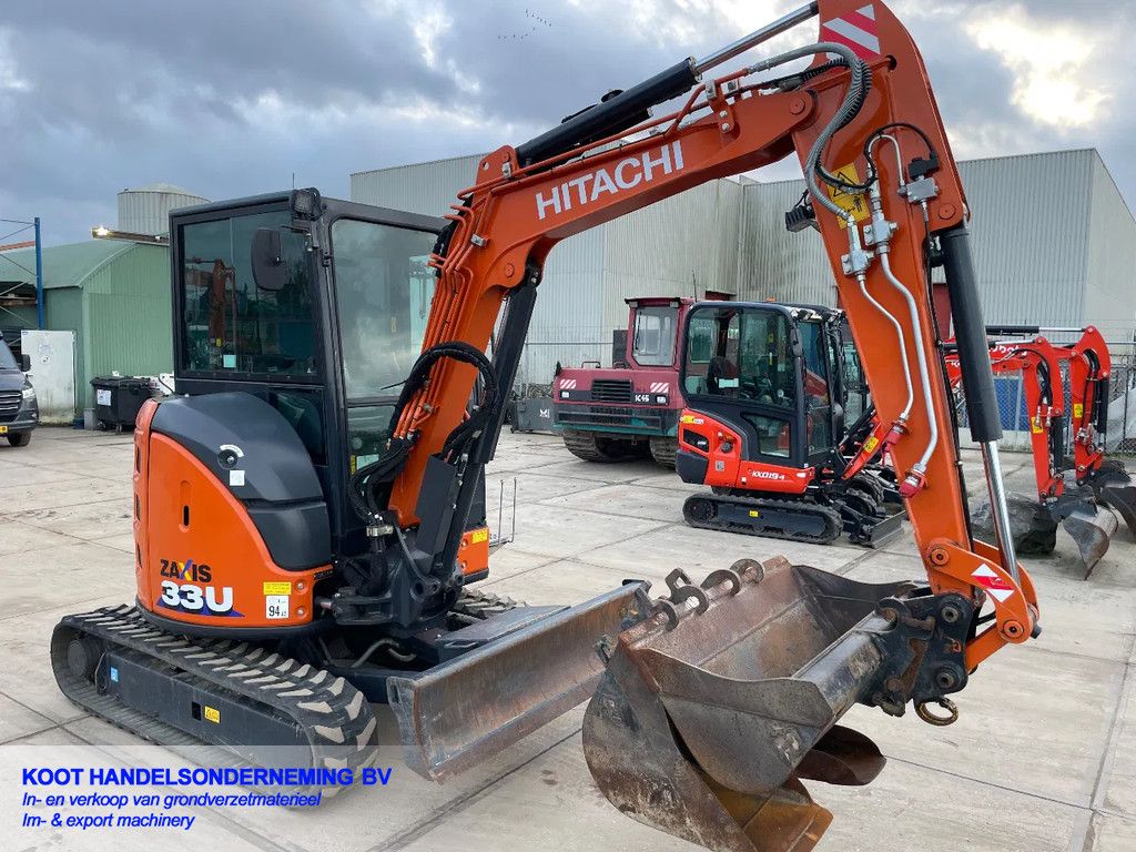 Hitachi Zx 33u-6 1350 uur! 3 Bakken!