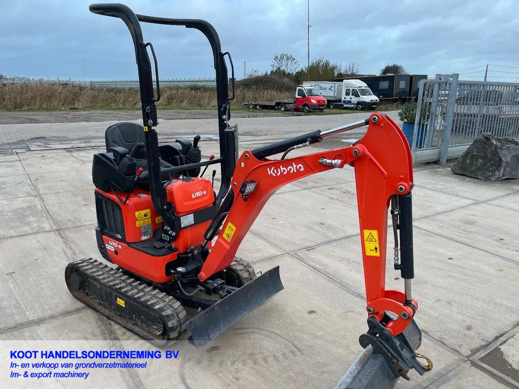 Kubota U10-5 350 uur! 4 Bakken!