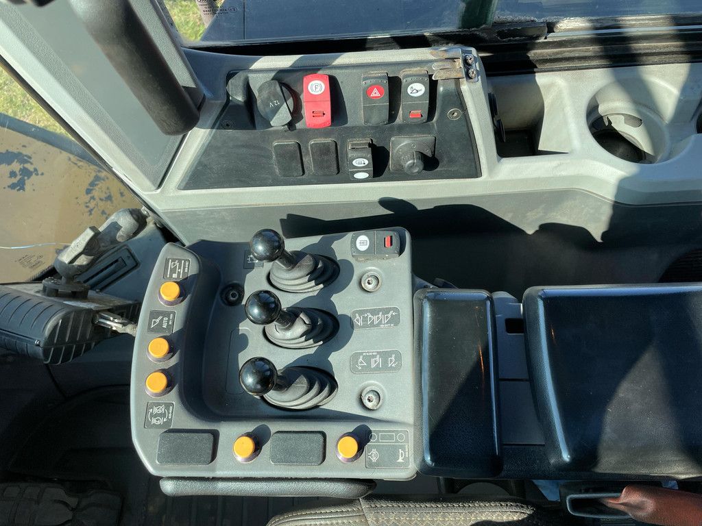 Caterpillar 972M XE - CE / new tires / new bucket edge