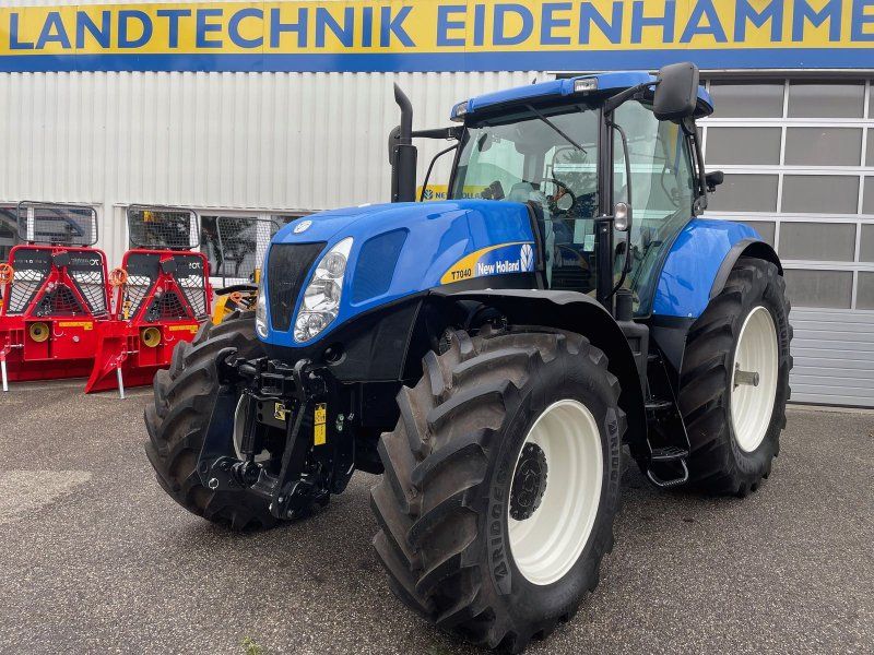 New Holland T7040 Power Command