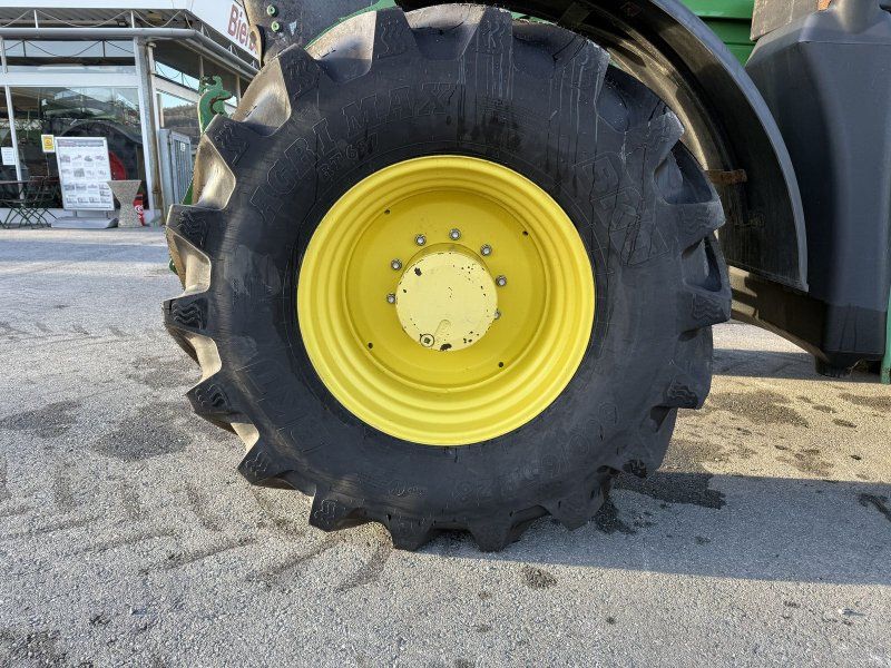 John Deere 6140R