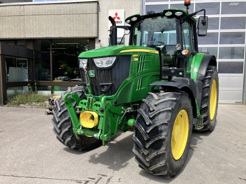 John Deere 6195M