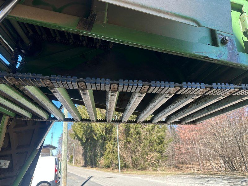 Krone Comprima   V 150 XC