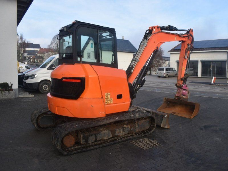 JCB 55Z-1 mit Powertilt