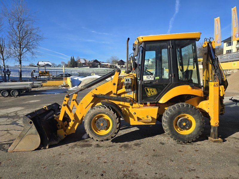 JCB 2CX