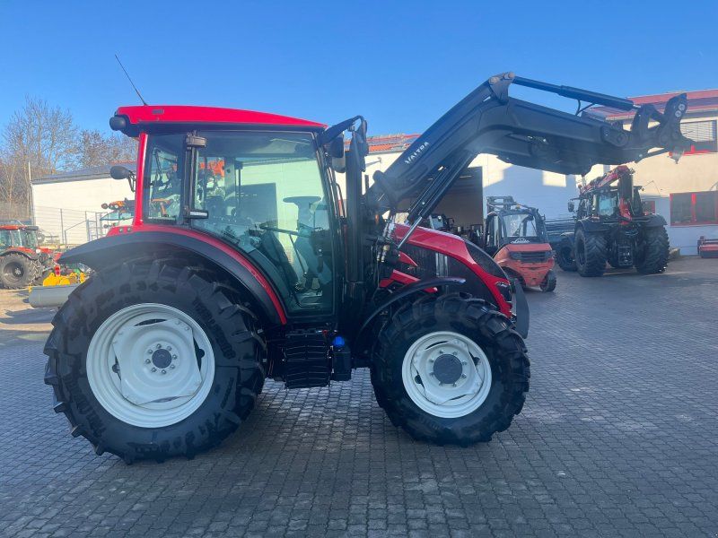 Valtra A85 mit FL