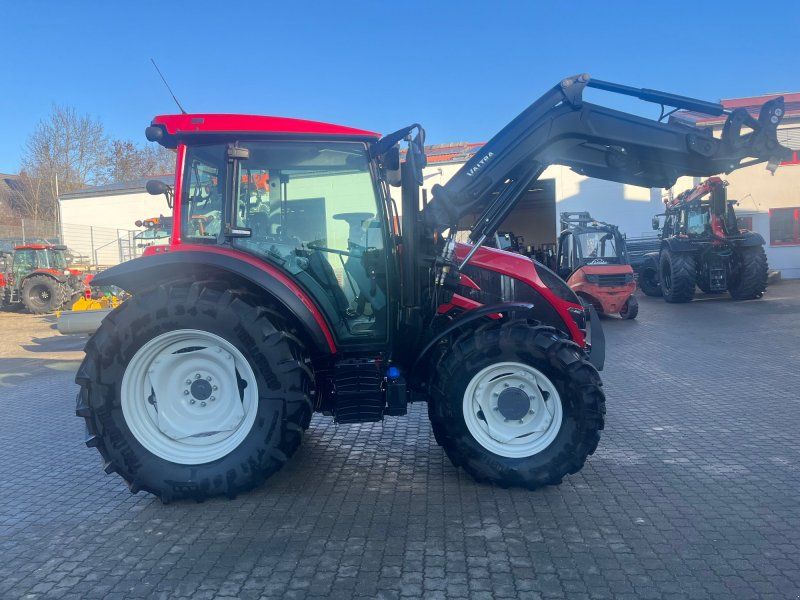 Valtra A85 mit FL