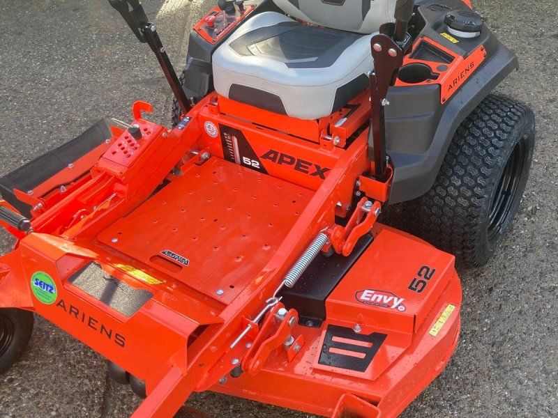 Ariens Apex 52