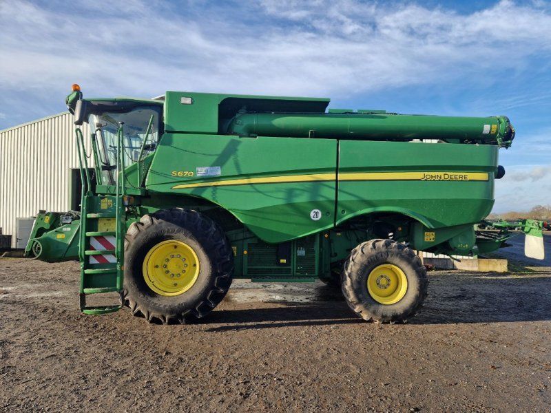 John Deere S670 MY12