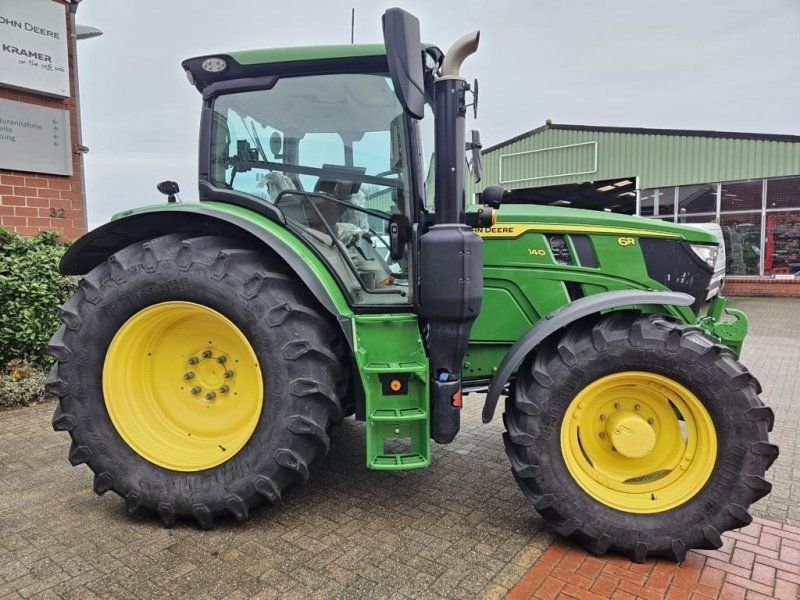 John Deere 6R140