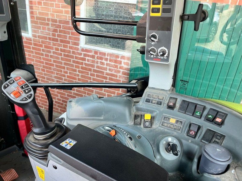 Claas ARION 470 CIS+