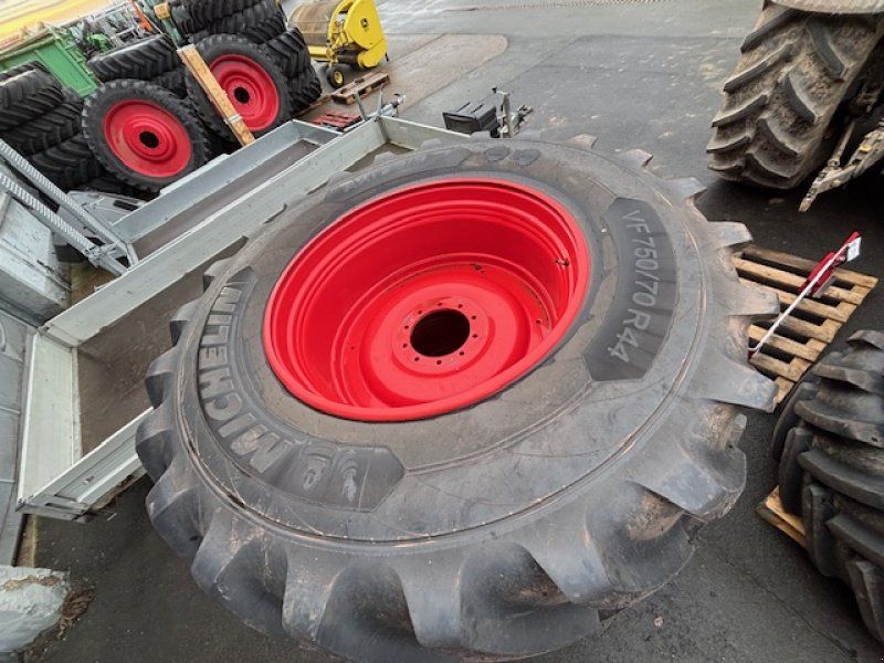 Fendt VF650/60R38 MI VF750/70R44 MI