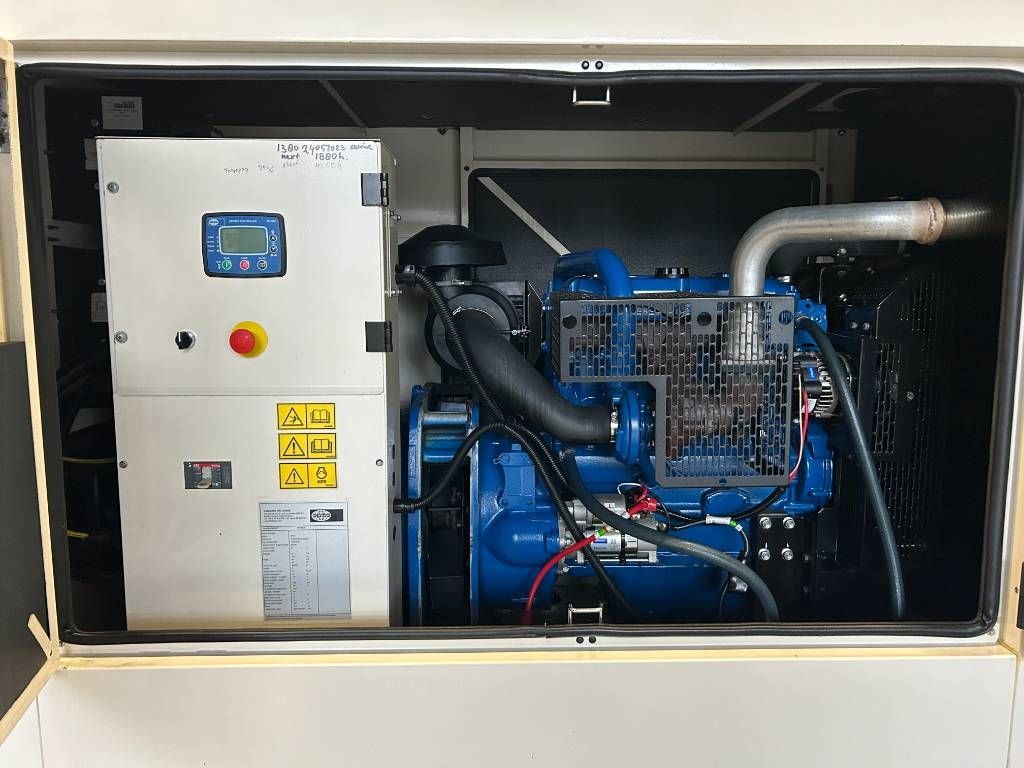 FG Wilson P88-3 - Alternator broken - Genset - DPX-12653