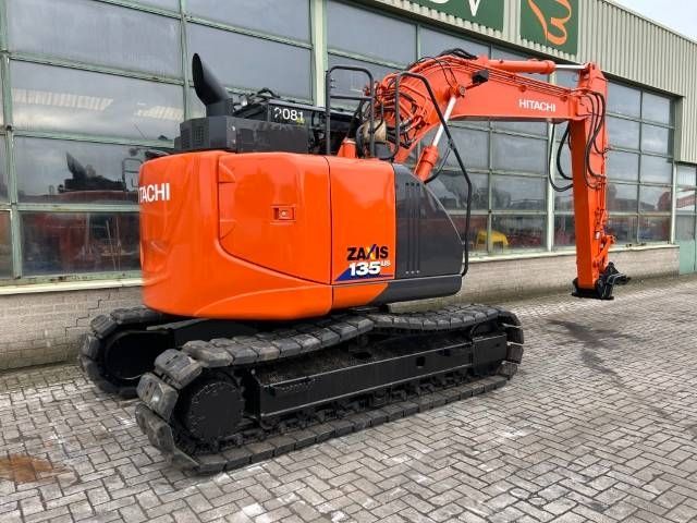 Hitachi ZX 135 US-6