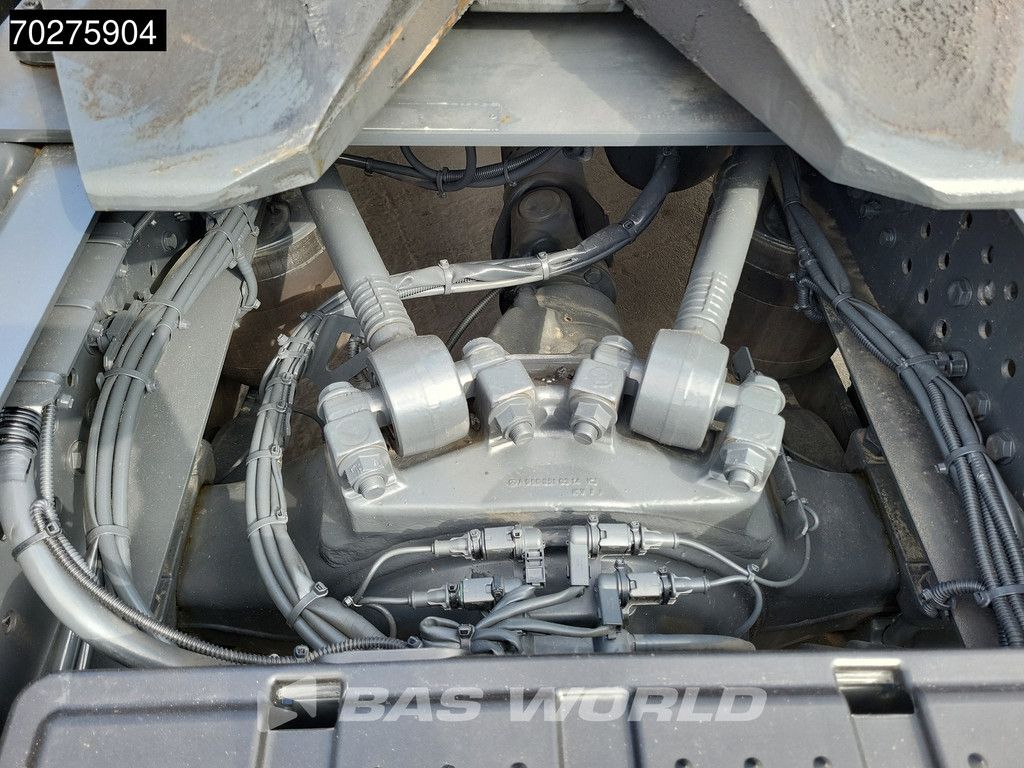 Mercedes Actros 1851 4X2 BigSpace 2x Tanks