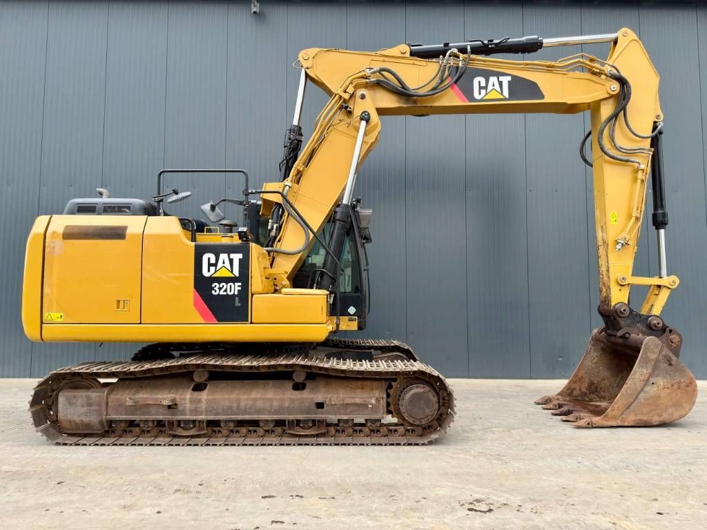 CAT 320FL VA