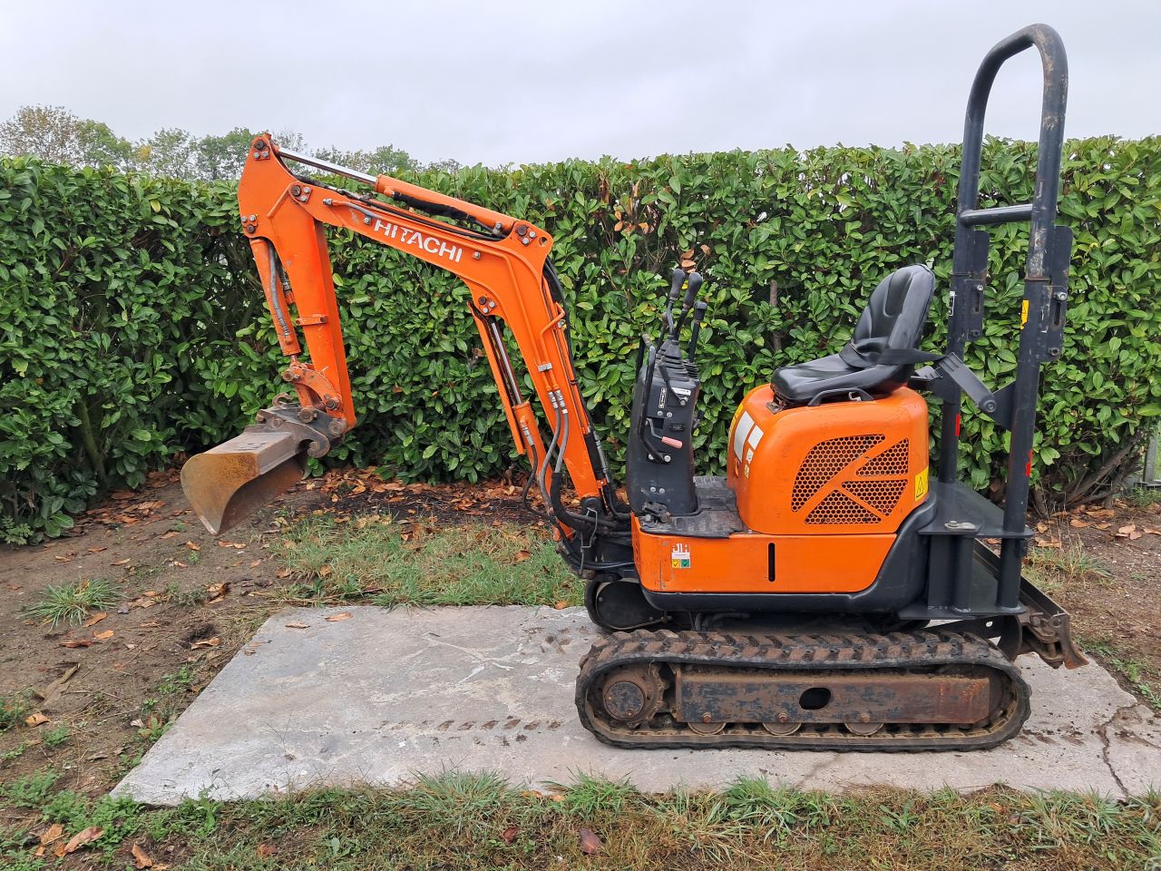 Minigraver Hitachi ZX10U-2 ( Bj 2017 ) Graafmachine / Minikraan