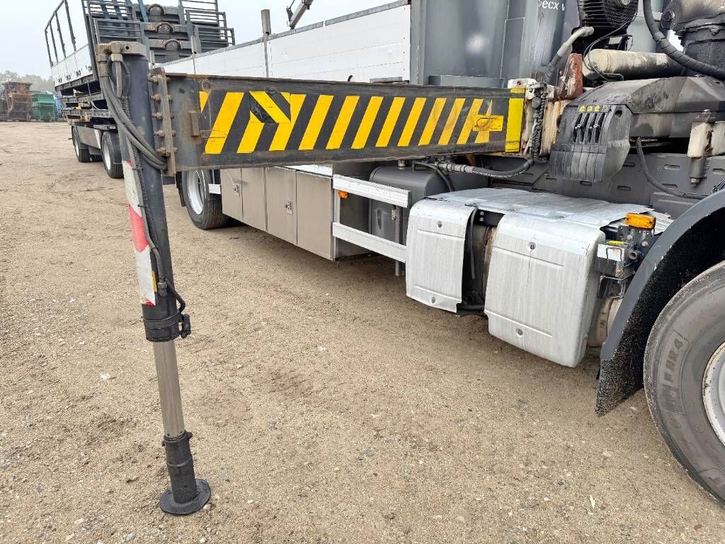 DAF CF400 17 Meter Palfinger Crane + Trailer